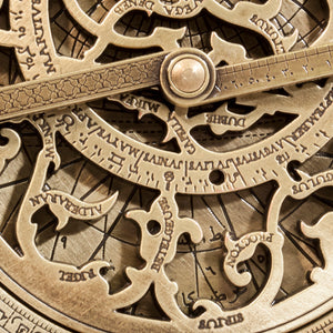 
                  
                    Load image in gallery viewer, Detail Islamic Astrolabe, Mathematical Jewel, Astronomy, Science, Navigation, Historical Reproduction, Collector's Item Discover this Analog Computer
                  
                